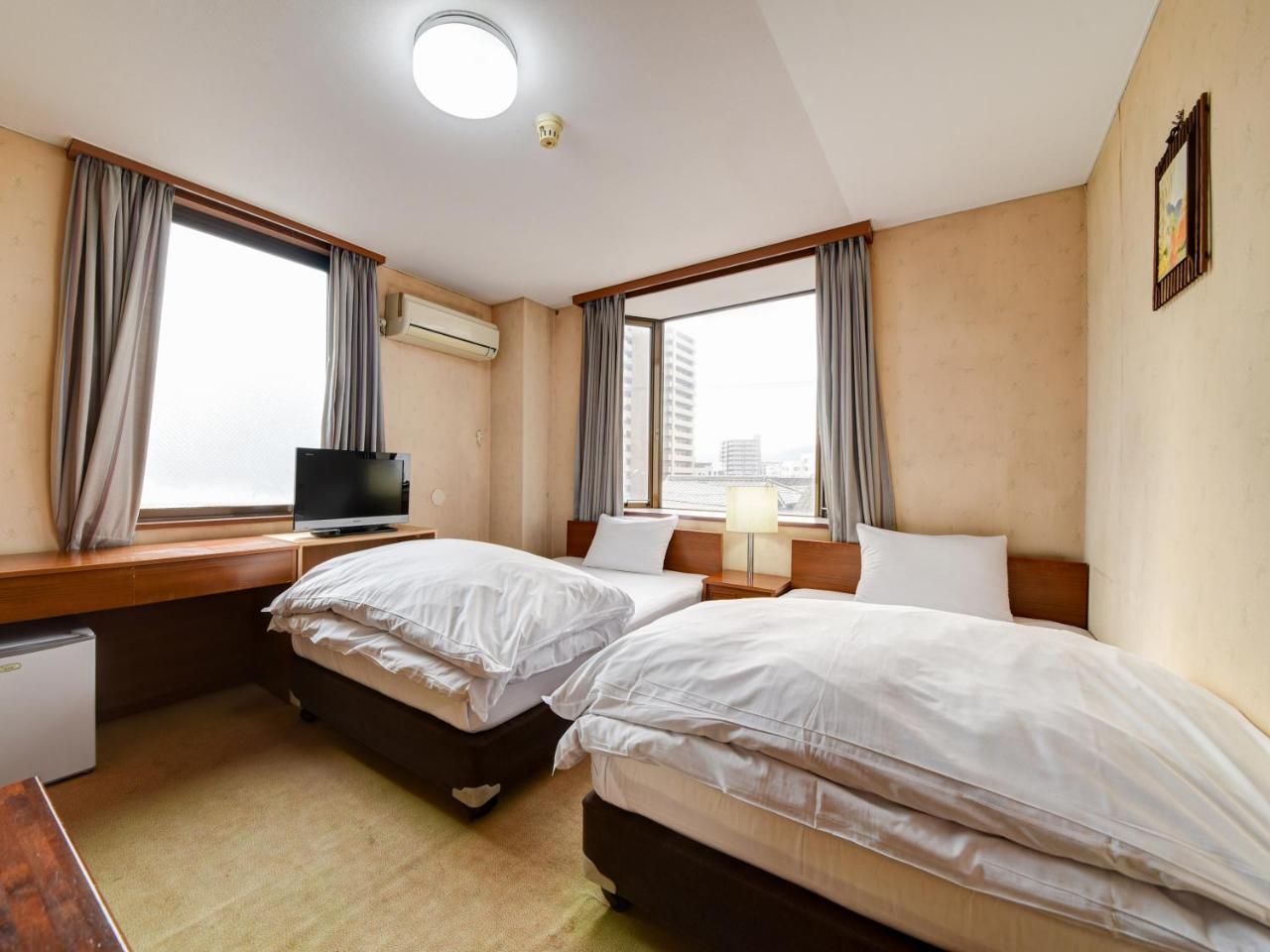 Green Business Hotel Fukuyama Eksteriør bilde